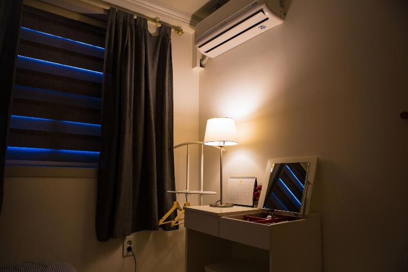 Riverside Guest House image