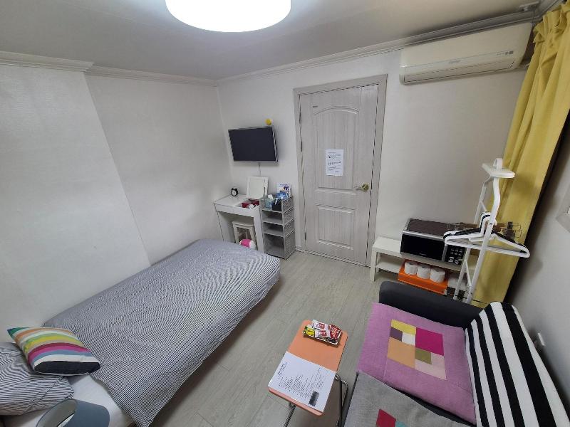 Riverside Guest House image
