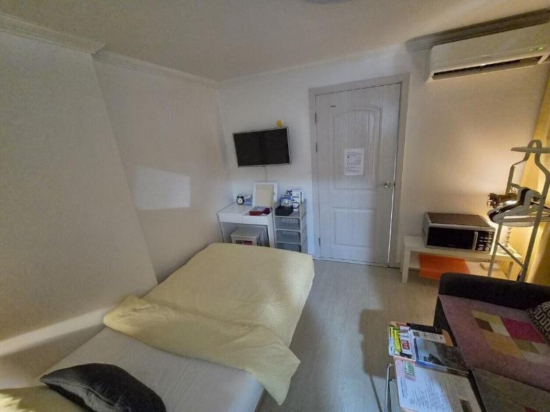 Riverside Guest House image