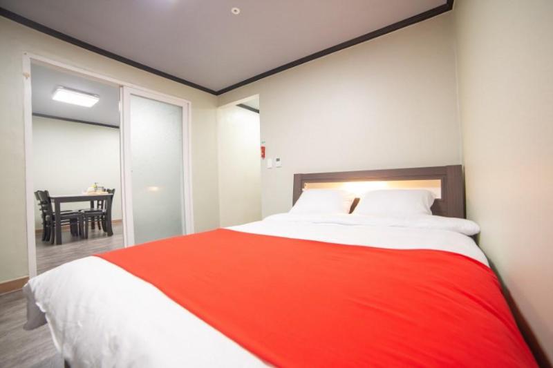 Suncheon Hotel Castle image