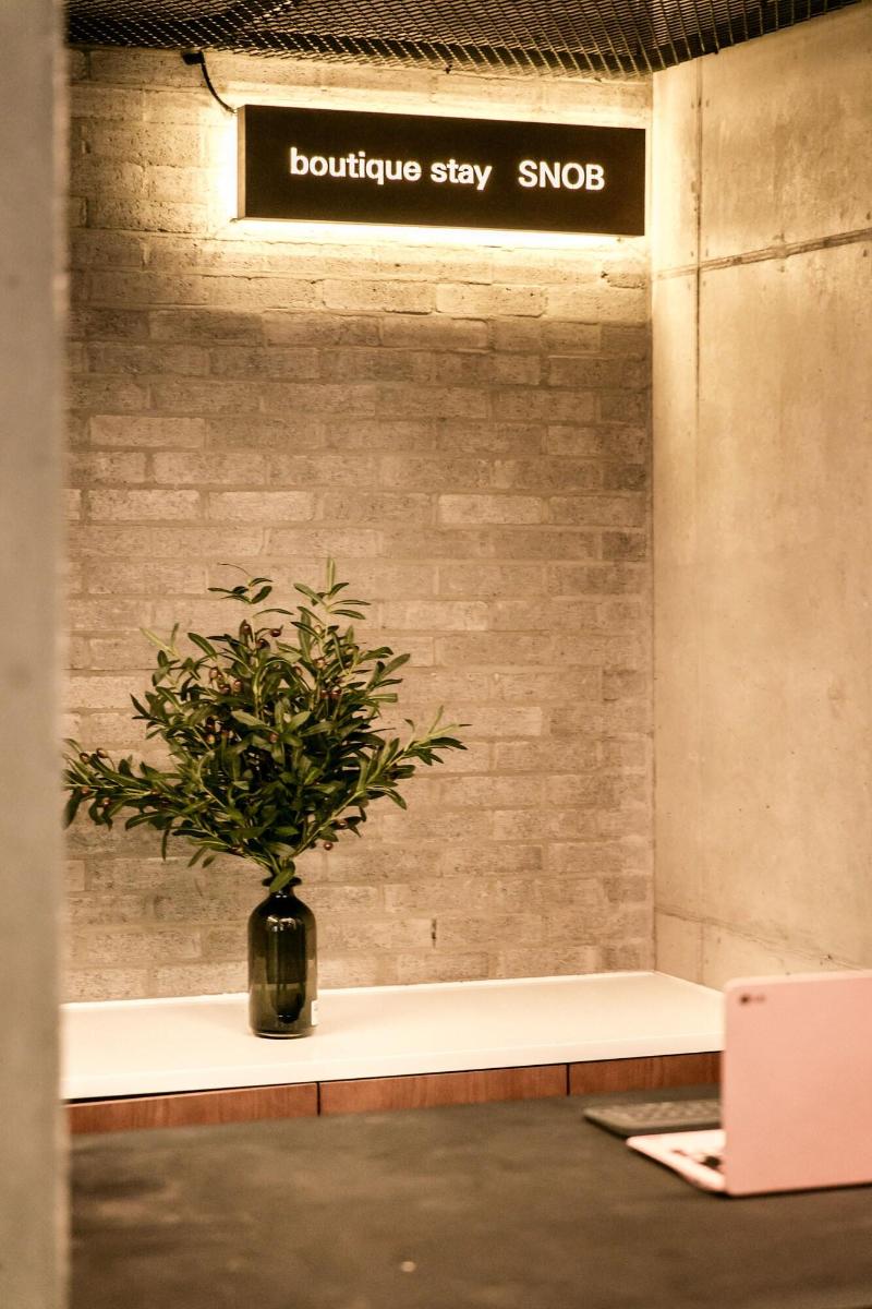 Snob Boutique Hotel Jeju image
