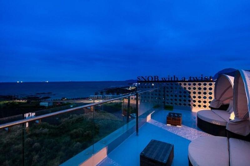 Snob Boutique Hotel Jeju image