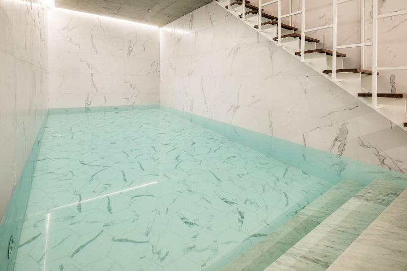 Snob Boutique Hotel Jeju image