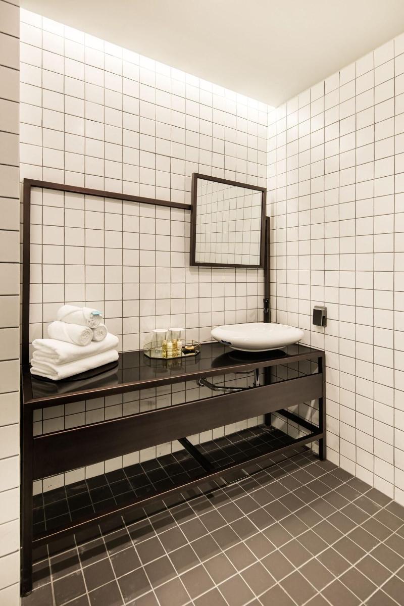 Snob Boutique Hotel Jeju image