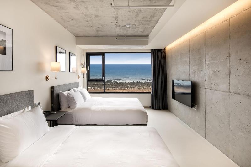 Snob Boutique Hotel Jeju image
