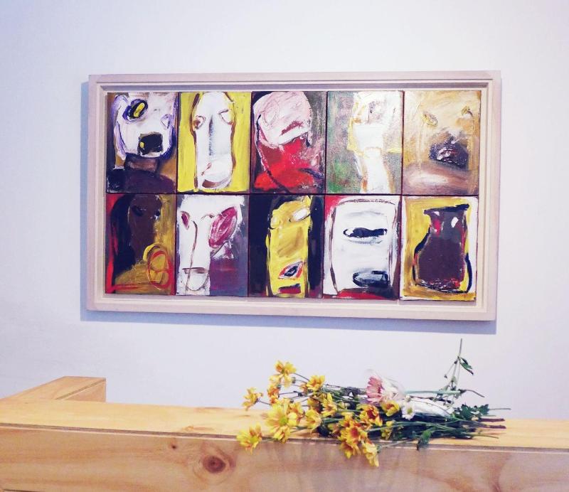 Gallery Family Hotel image