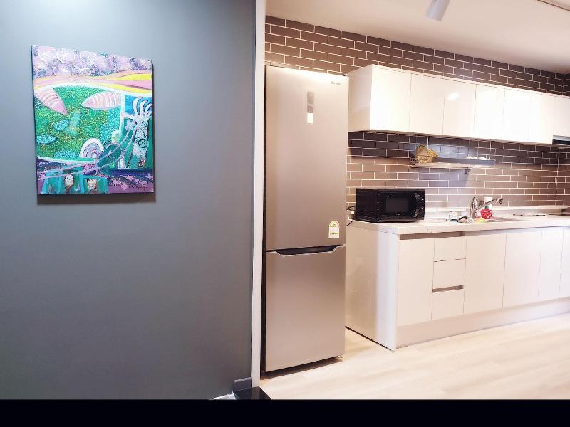 Gallery Family Hotel image