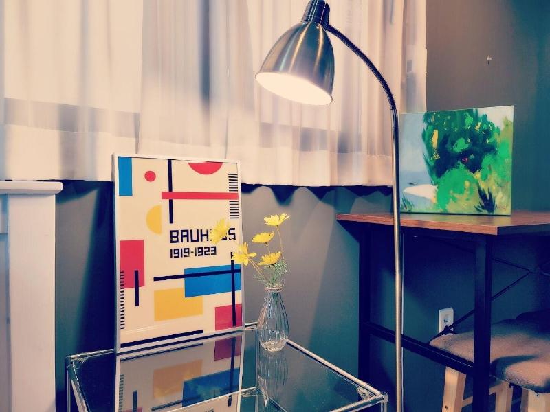 Gallery Family Hotel image