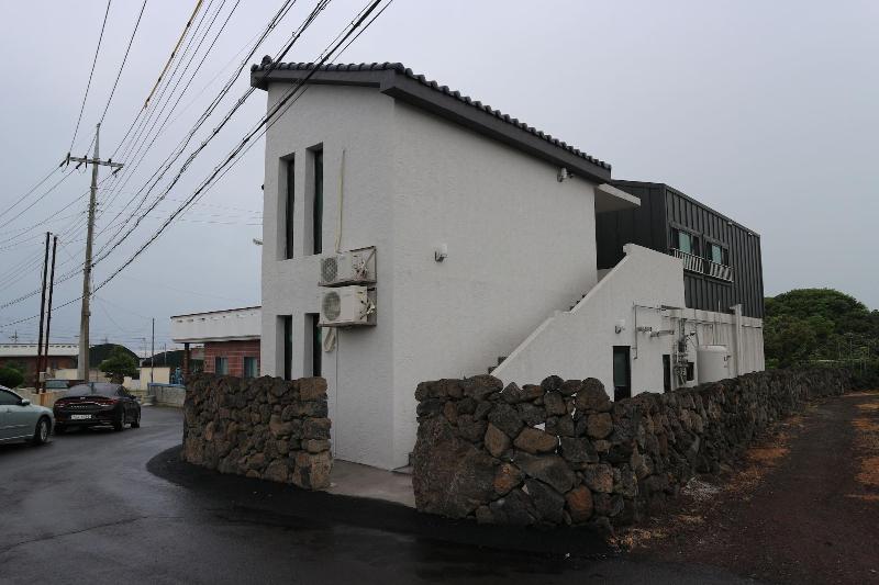 Blue Island Guesthouse - Hostel image