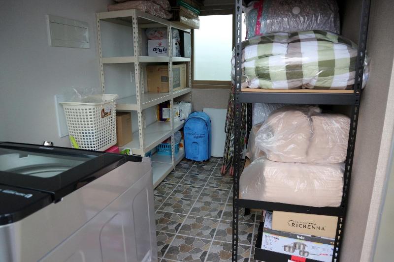 Blue Island Guesthouse - Hostel image