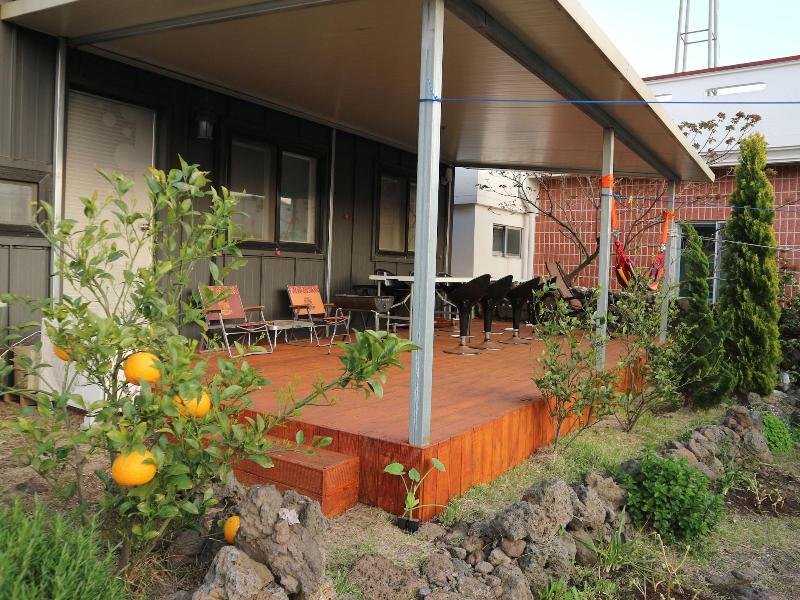 Blue Island Guesthouse - Hostel image