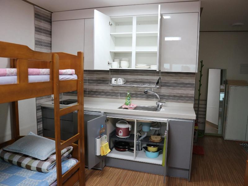 Blue Island Guesthouse - Hostel image