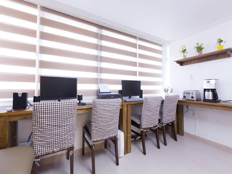 Wow Hills Guest House image