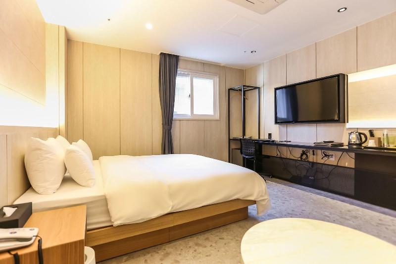 Balsan Golden Hotel image