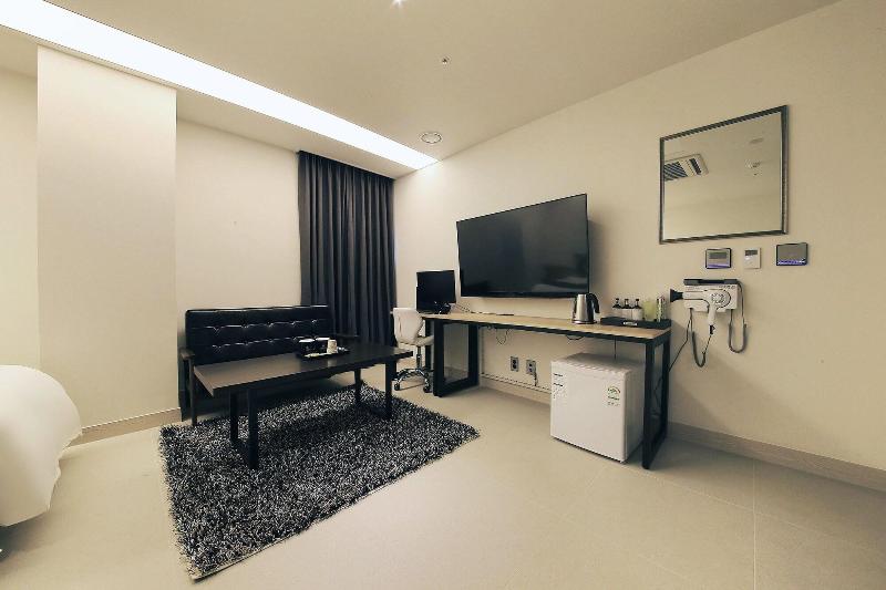 Balsan Golden Hotel image