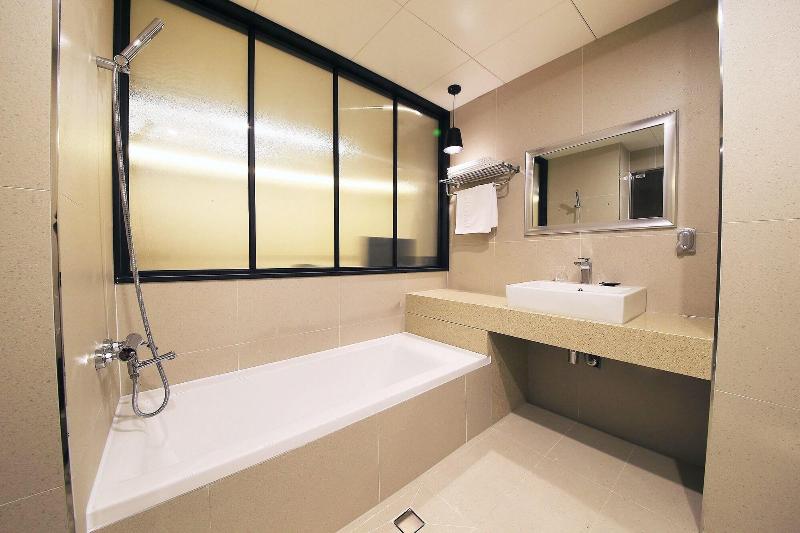 Balsan Golden Hotel image
