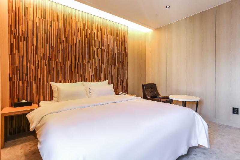 Balsan Golden Hotel image