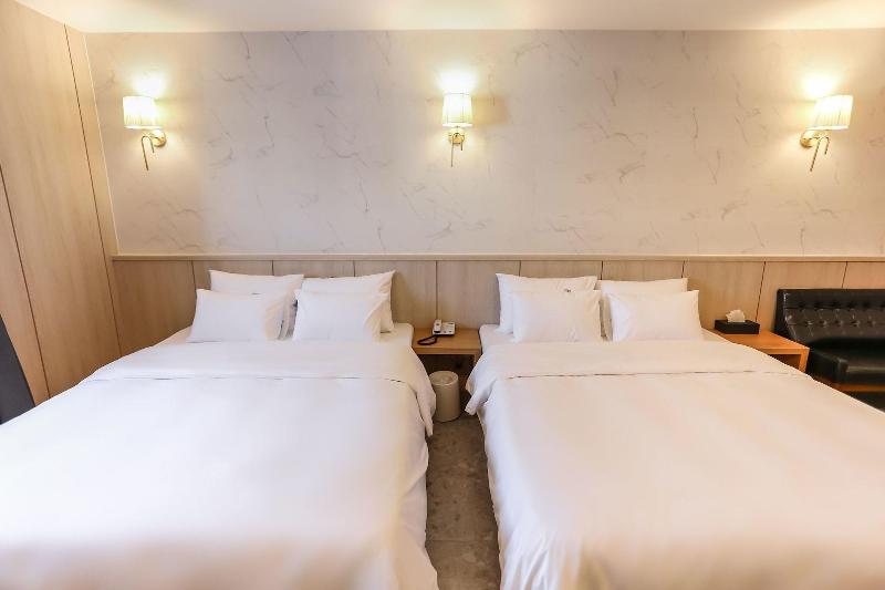 Balsan Golden Hotel image