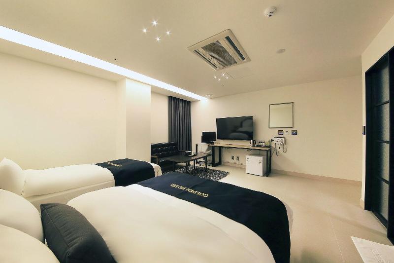 Balsan Golden Hotel image