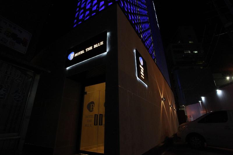 Hotel The Blue Cheonho image