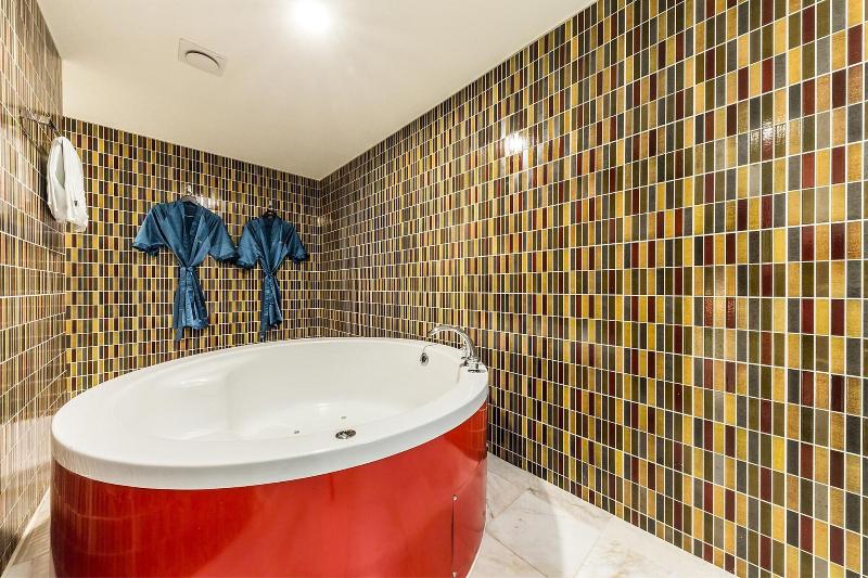 Hotel The Blue Cheonho image