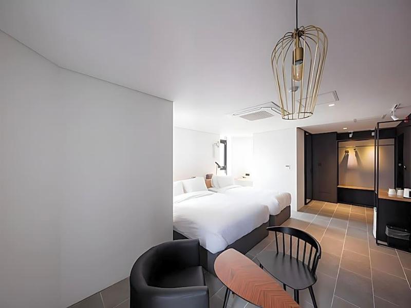 Gangneung Boutique Hotel Bombom image