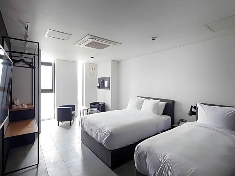 Gangneung Boutique Hotel Bombom image