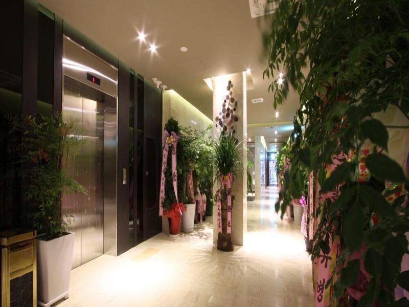 Rich Diamond Hotel image