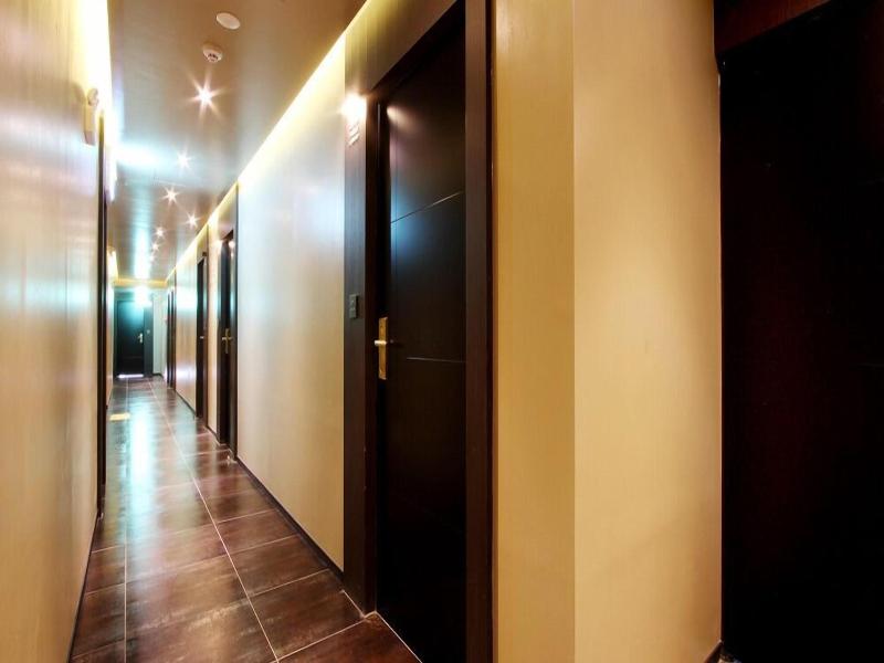 Rich Diamond Hotel image