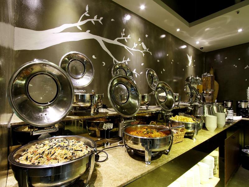 Rich Diamond Hotel image