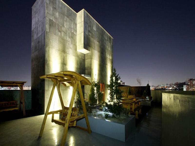 Rich Diamond Hotel image