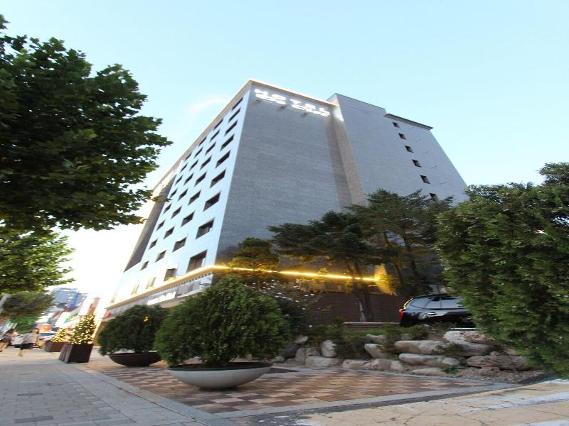 Hotel De Ciel image