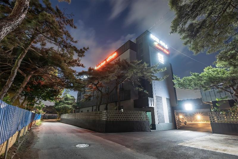 PATIO Hotel & Monster Village image