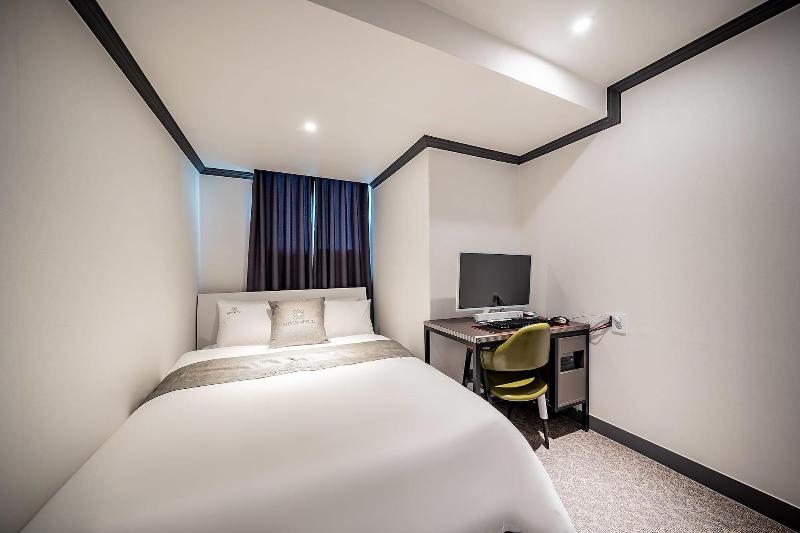 PATIO Hotel & Monster Village image