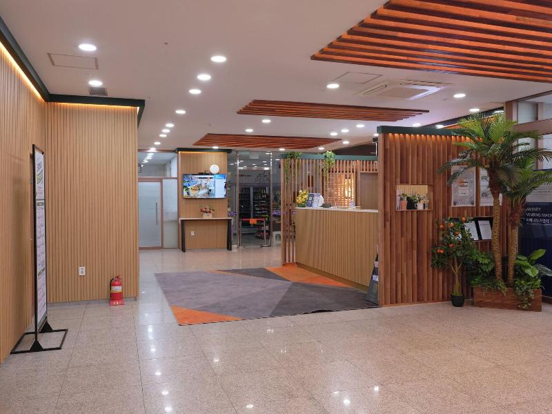 The Venezia Suite Hotel image
