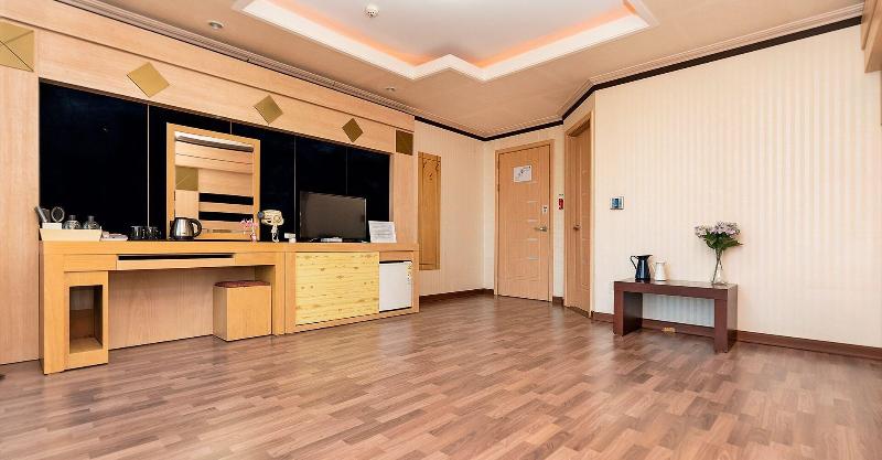 Sea Star Resort Donghae image