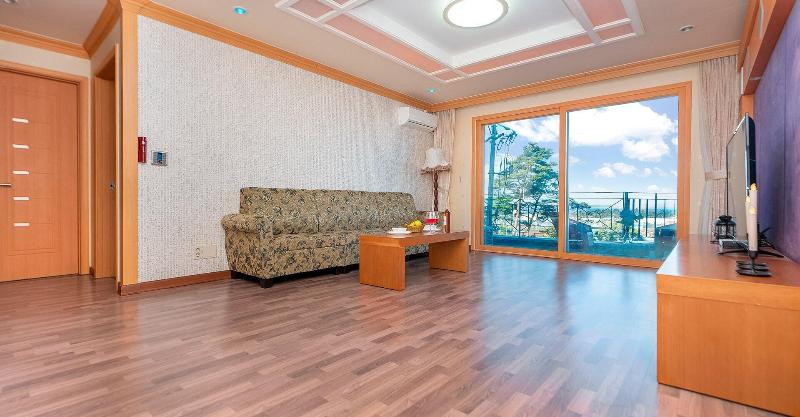 Sea Star Resort Donghae image