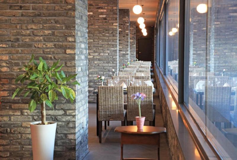 Ramada by Wyndham Suanbo image