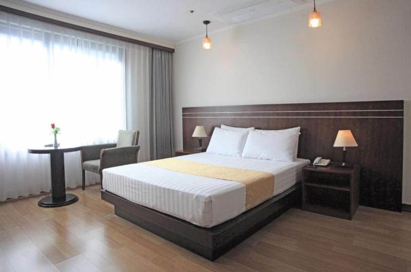 Ramada by Wyndham Suanbo image