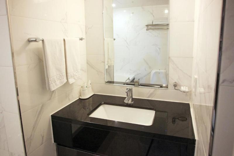 Ramada by Wyndham Suanbo image