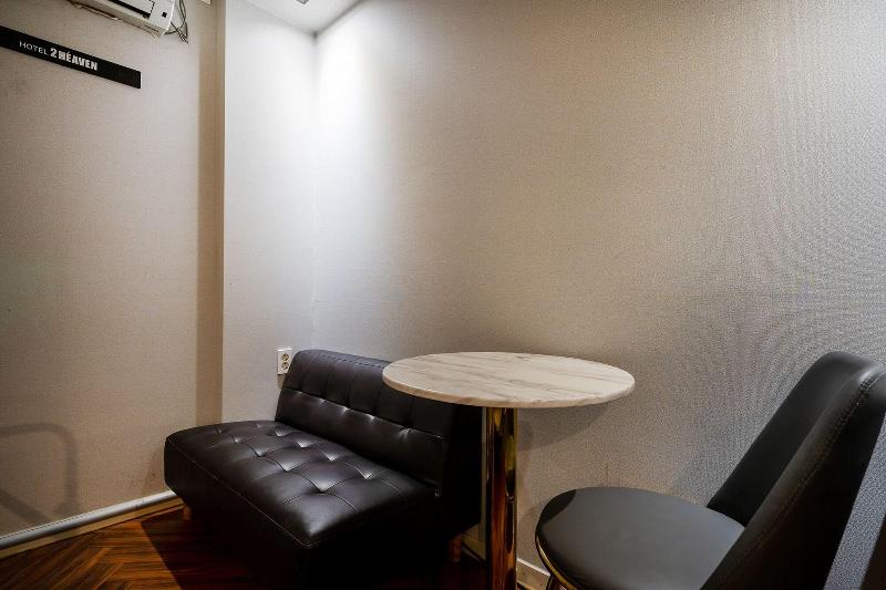 2 Heaven Hotel Seogu image