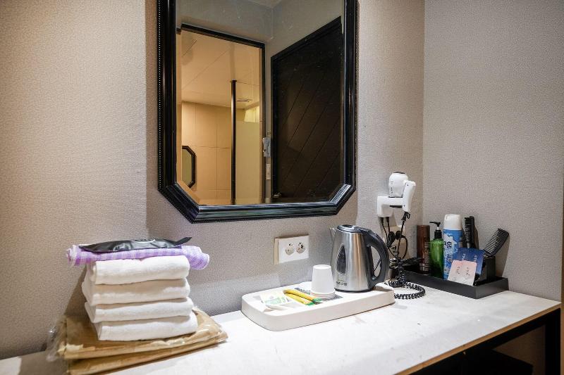 2 Heaven Hotel Seogu image