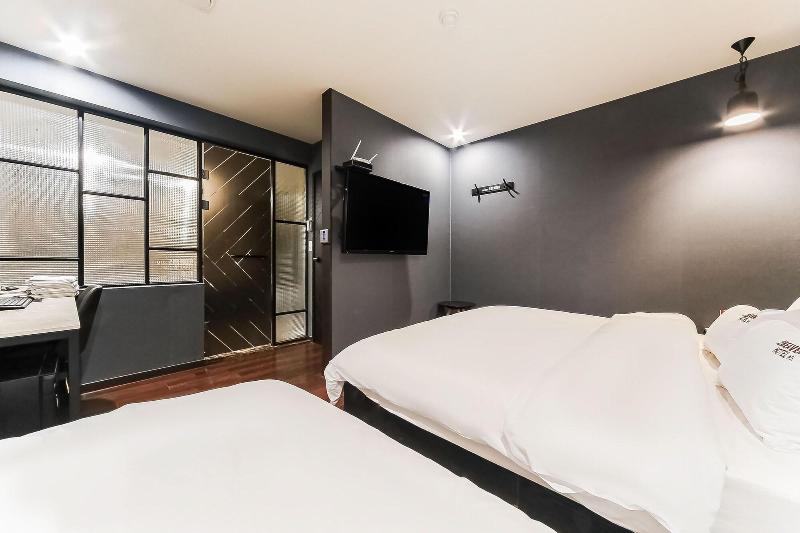 2 Heaven Hotel Seogu image