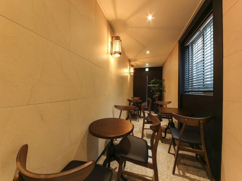 Gupo Station Almond Hotel image