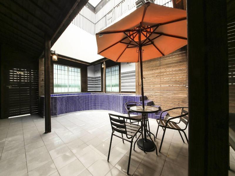 Gupo Station Almond Hotel image