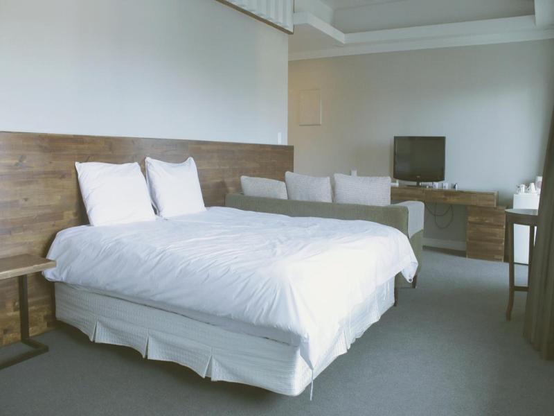 Ocean View Hotel image