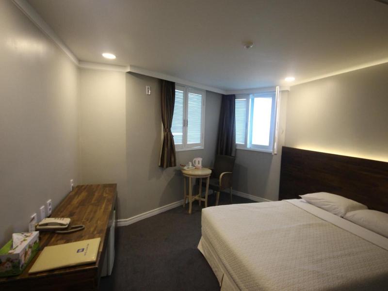 Ocean View Hotel image
