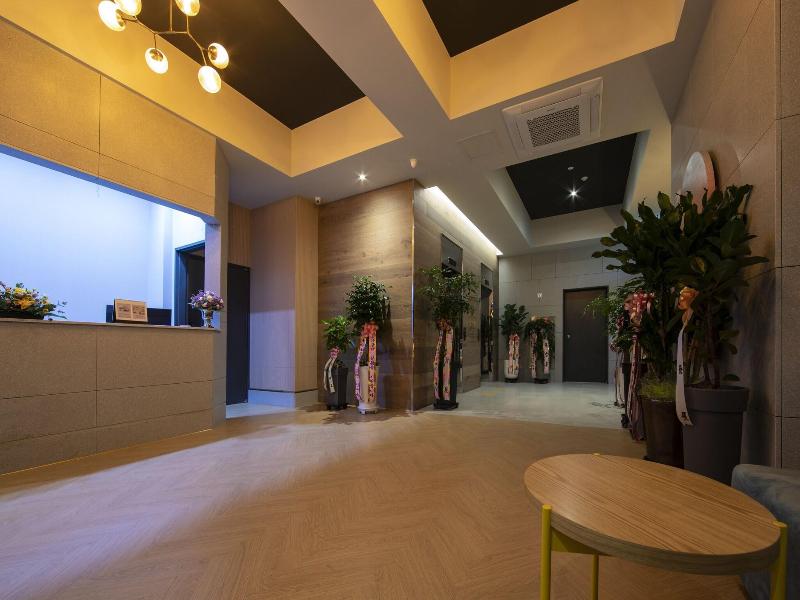 Brown Dot Hotel - Jangsaengpo image