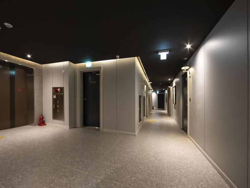 Brown Dot Hotel - Jangsaengpo image