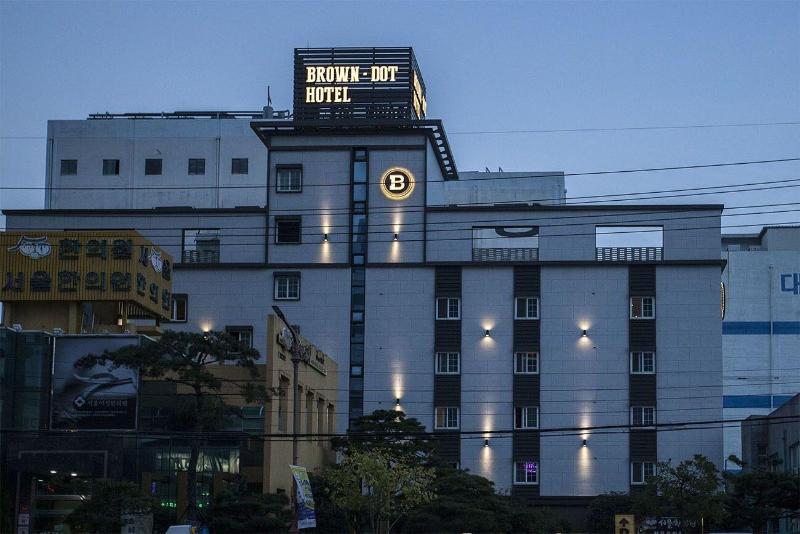 Browndot Hotel Masan Odong image